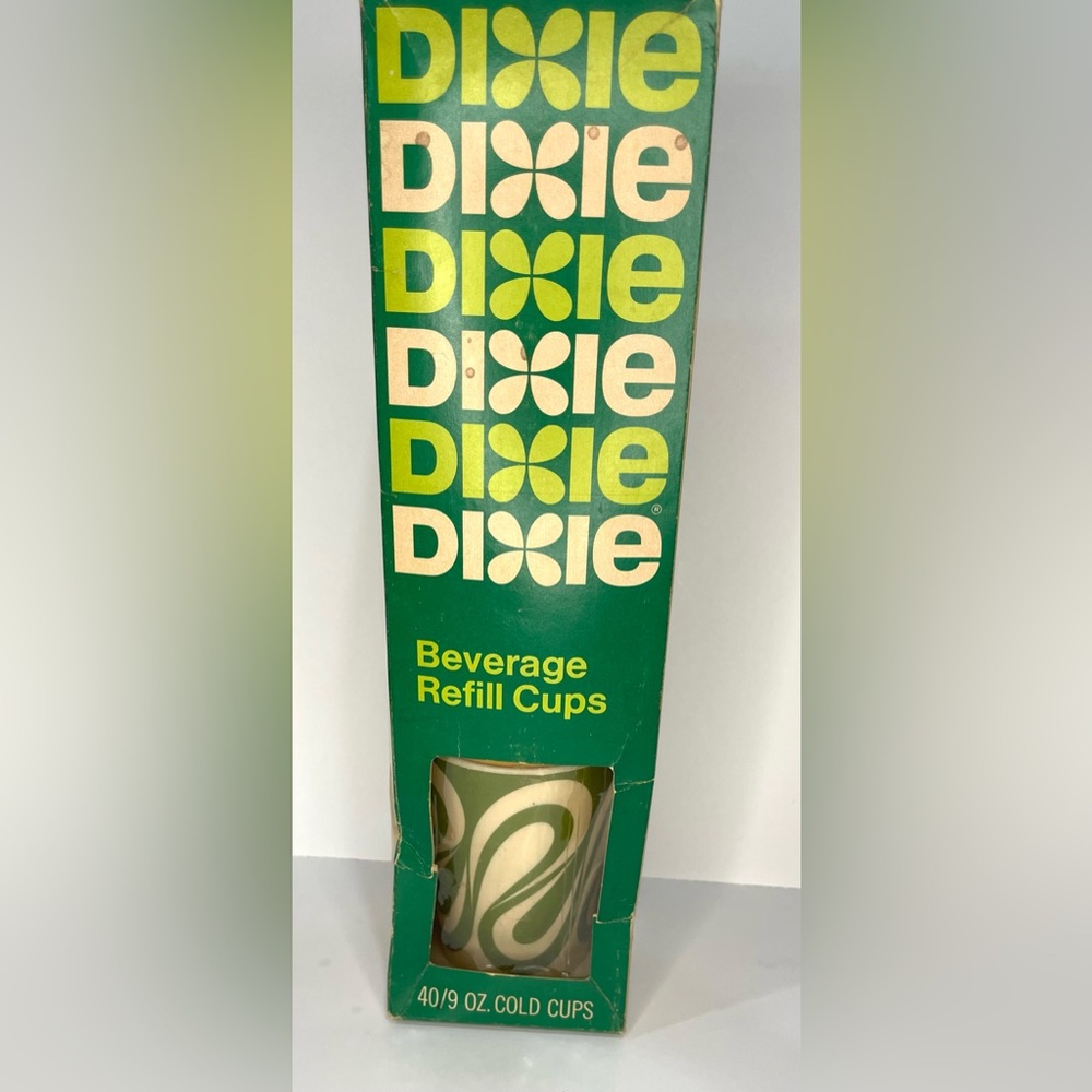 Vtg 70’s NOS Dixie Cups 40 Pack 9 Oz Refill Multi Color Cold Cups Sealed